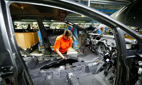 48小時(shí)30家工廠停產(chǎn)！車企疫情日?qǐng)?bào) 全球汽車業(yè)遭遇“黑天鵝”，迪斯疾呼借鑒中國(guó)抗疫經(jīng)驗(yàn)